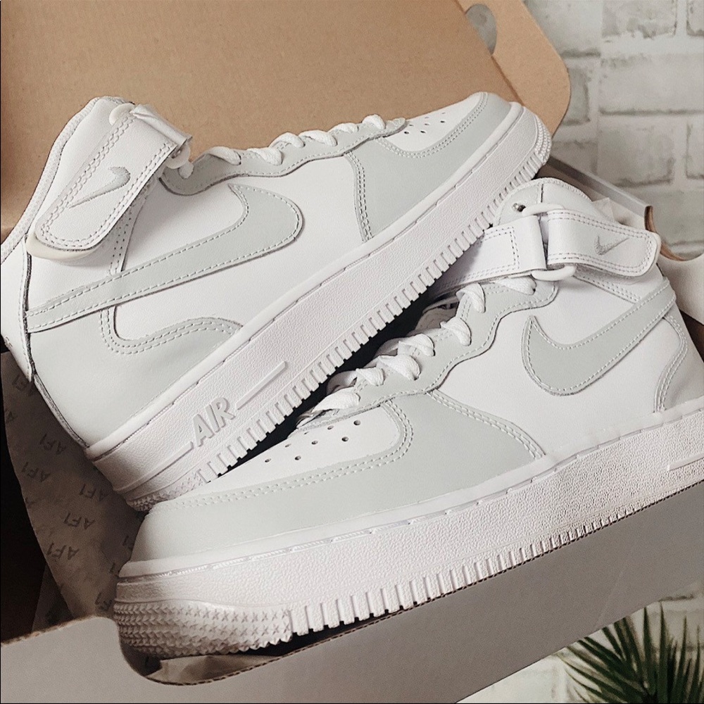 ⚡️Custom Gray Air Force 1 Mids⚡️